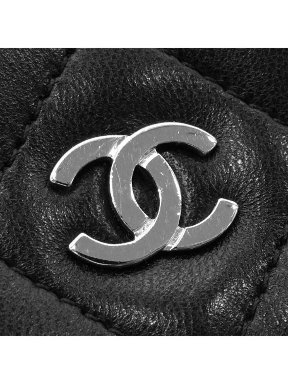 Chanel Chain Wallet Quilted Lambskin Black Silver CC Logo 24 Shoulder